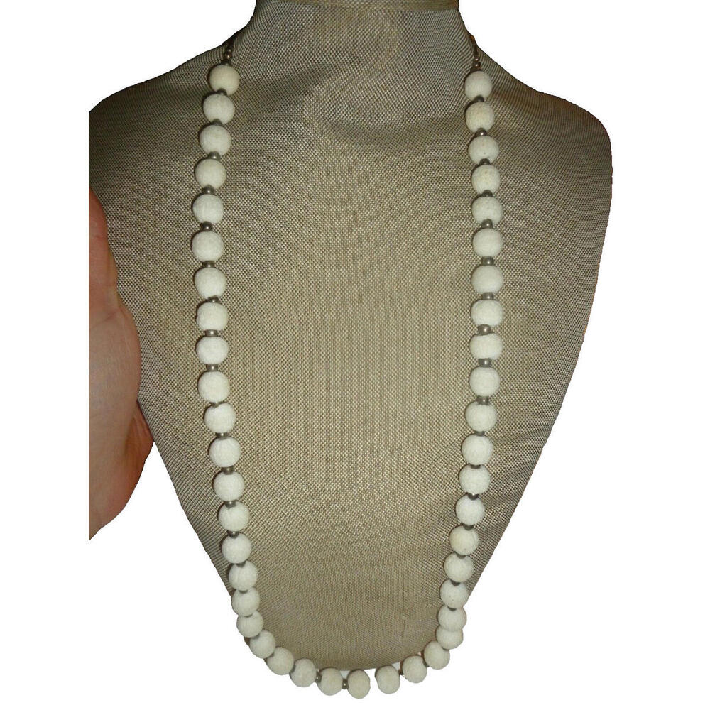 Vintage Natural White Sponge Coral‎ Bead  27"  Necklace 68g